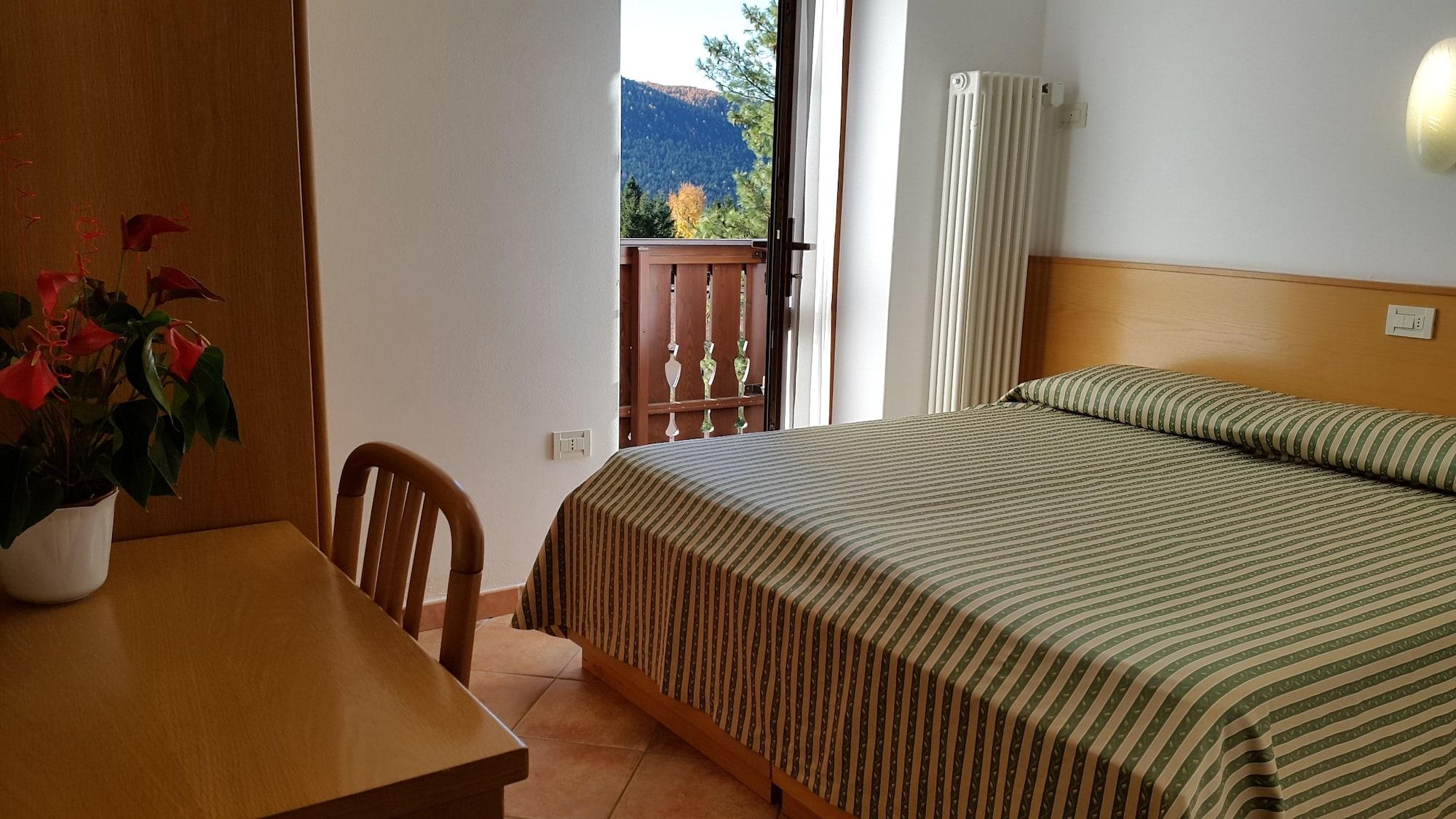 Casa Santa Maria Hotell Folgaria Eksteriør bilde
