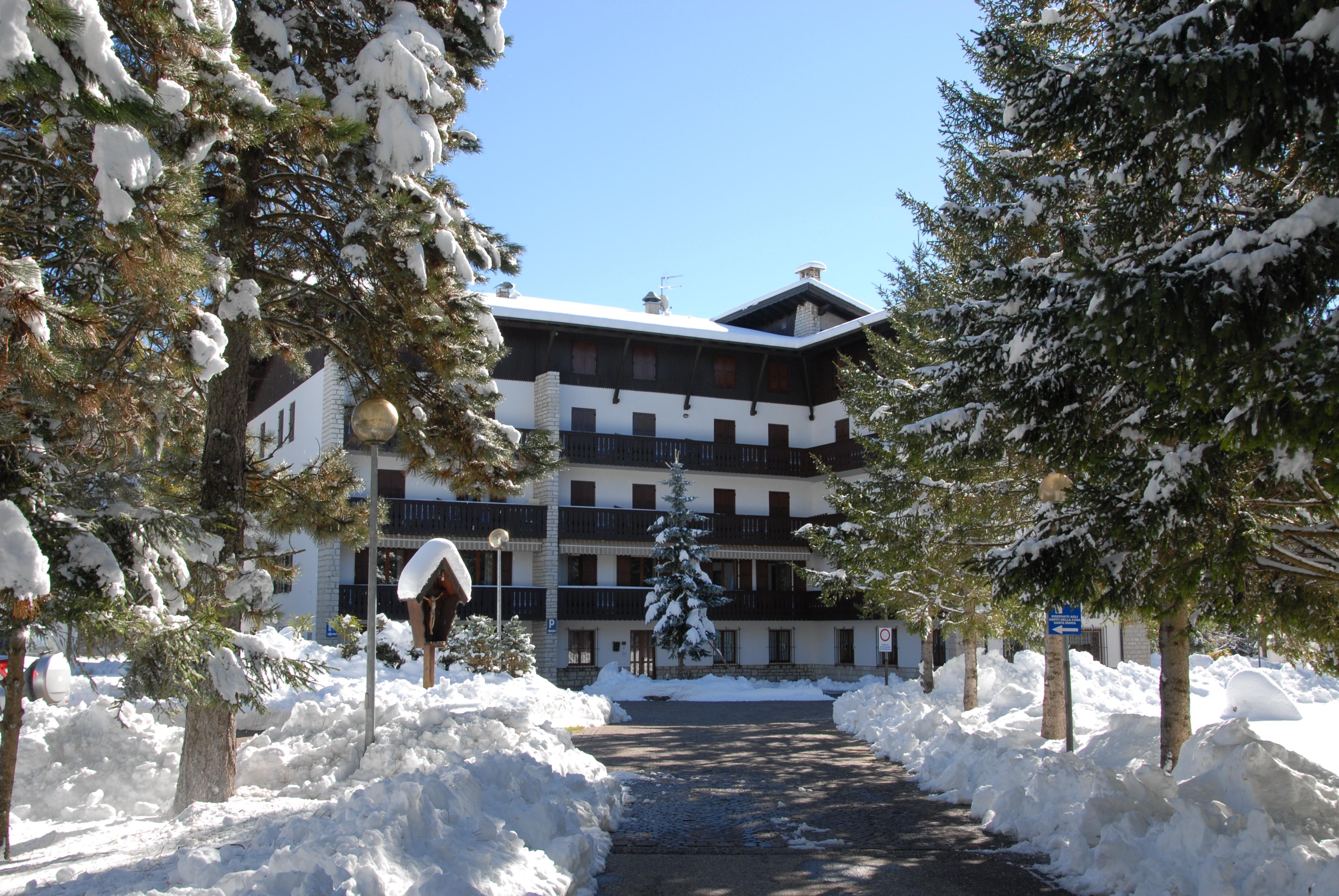 Casa Santa Maria Hotell Folgaria Eksteriør bilde