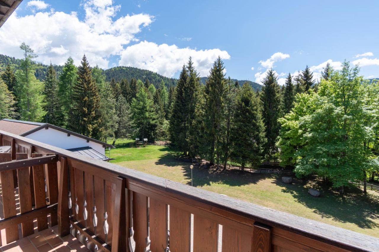 Casa Santa Maria Hotell Folgaria Eksteriør bilde