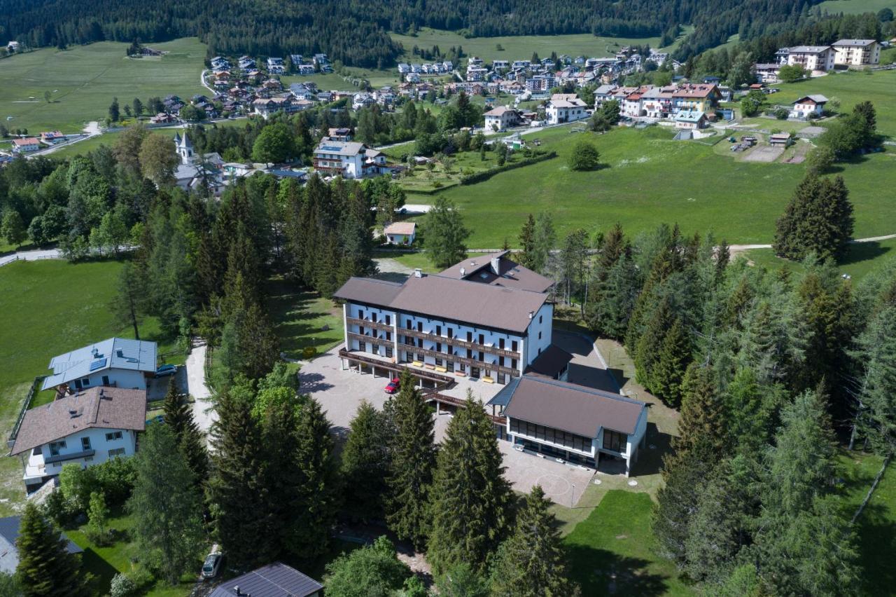 Casa Santa Maria Hotell Folgaria Eksteriør bilde