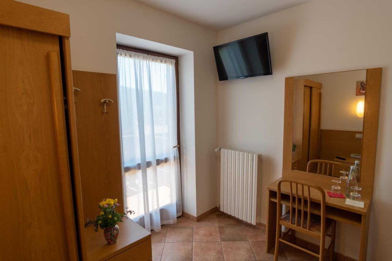 Casa Santa Maria Hotell Folgaria Eksteriør bilde